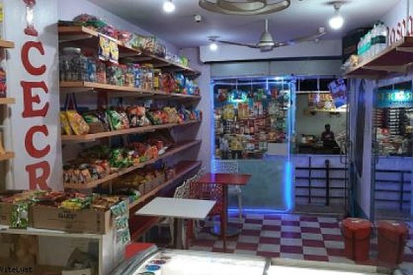 Well Running Ice cream parlor and Confectionery outlet