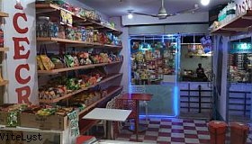 Well Running Ice cream parlor and Confectionery outlet