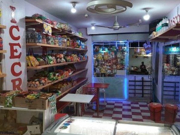 Well Running Ice cream parlor and Confectionery outlet